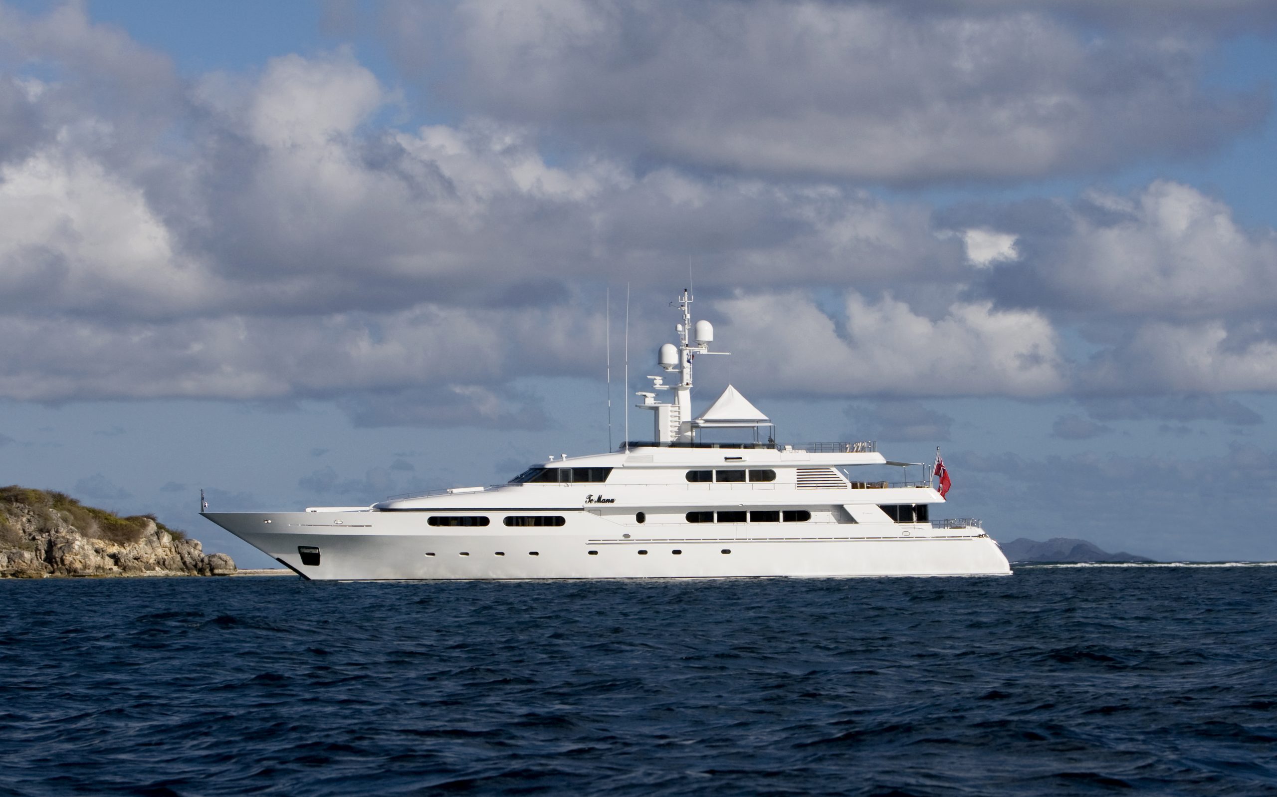 M/Y TE MANU for charter with SuperYachtsMonaco