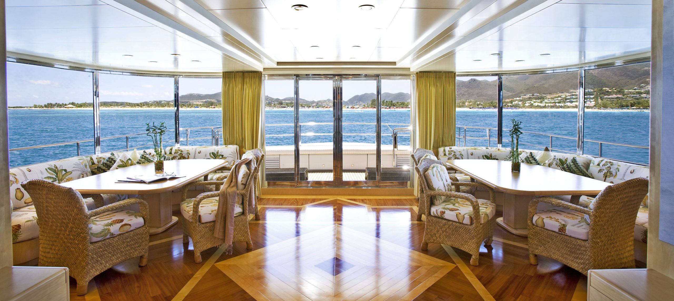 M/Y TE MANU for charter with SuperYachtsMonaco