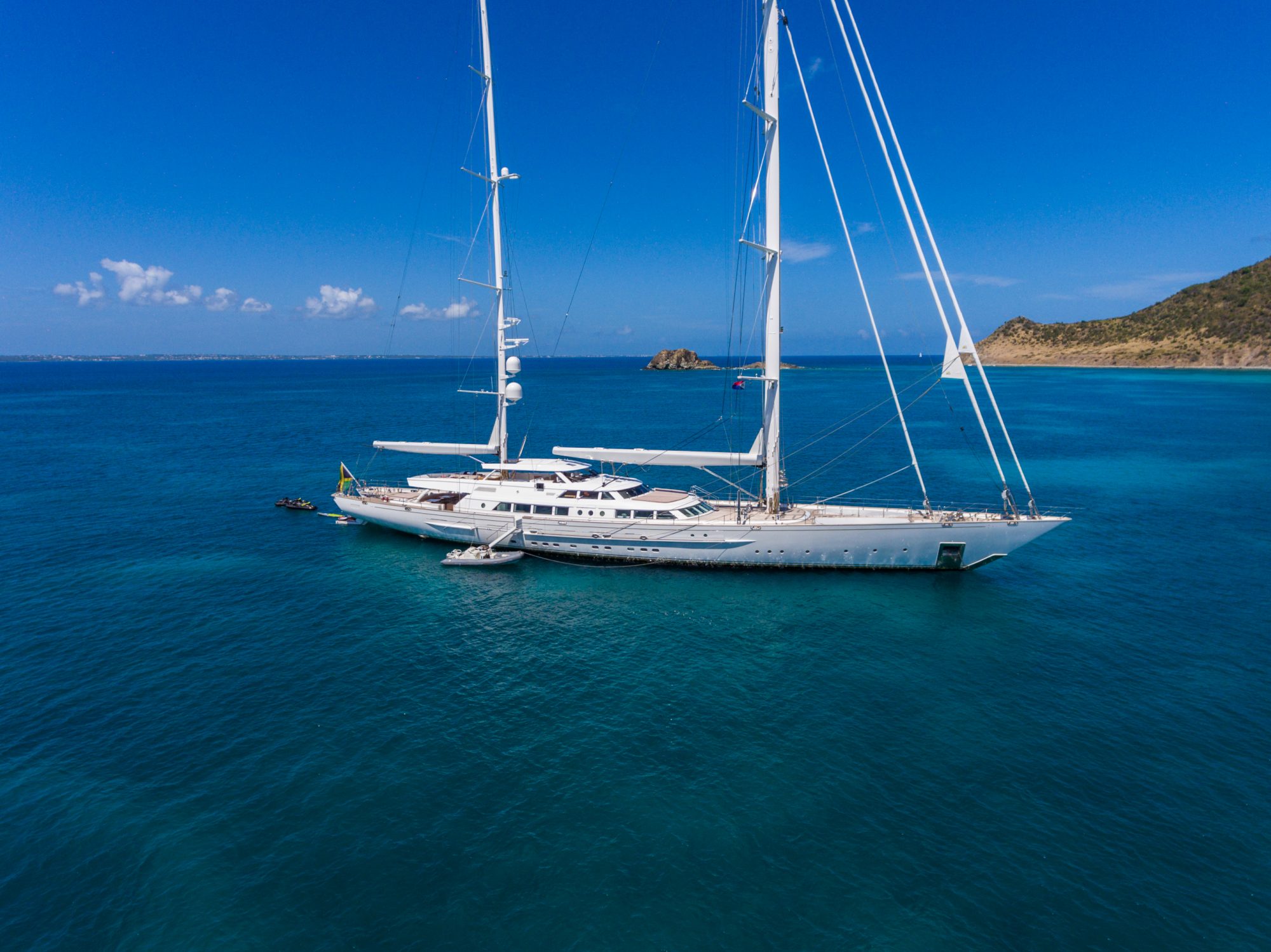 yacht for charter spirit of the c's