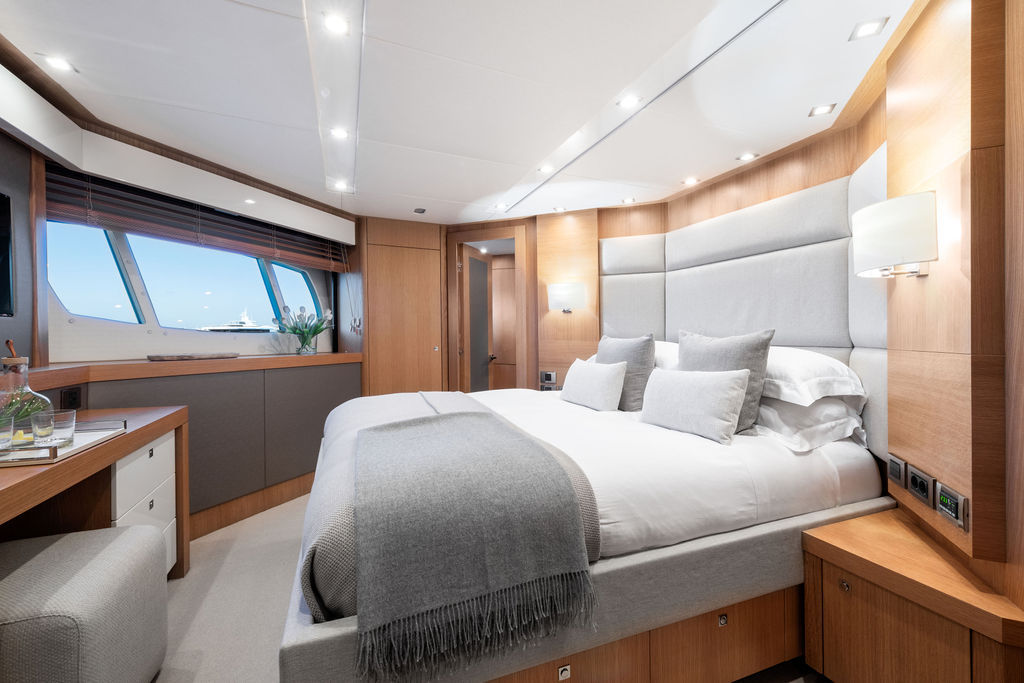 Chimera yacht for sale