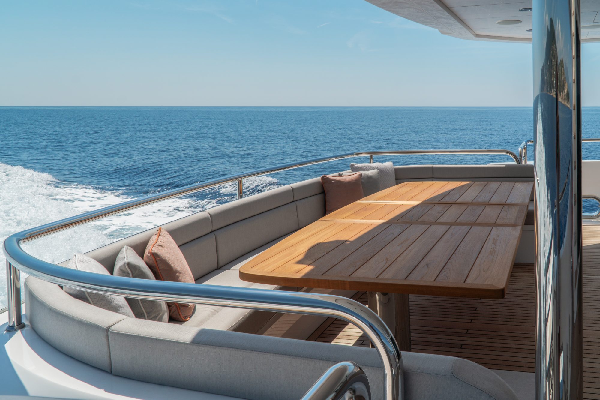 Motor Yacht FRATELLI for Charter with SuperYachtsMonaco