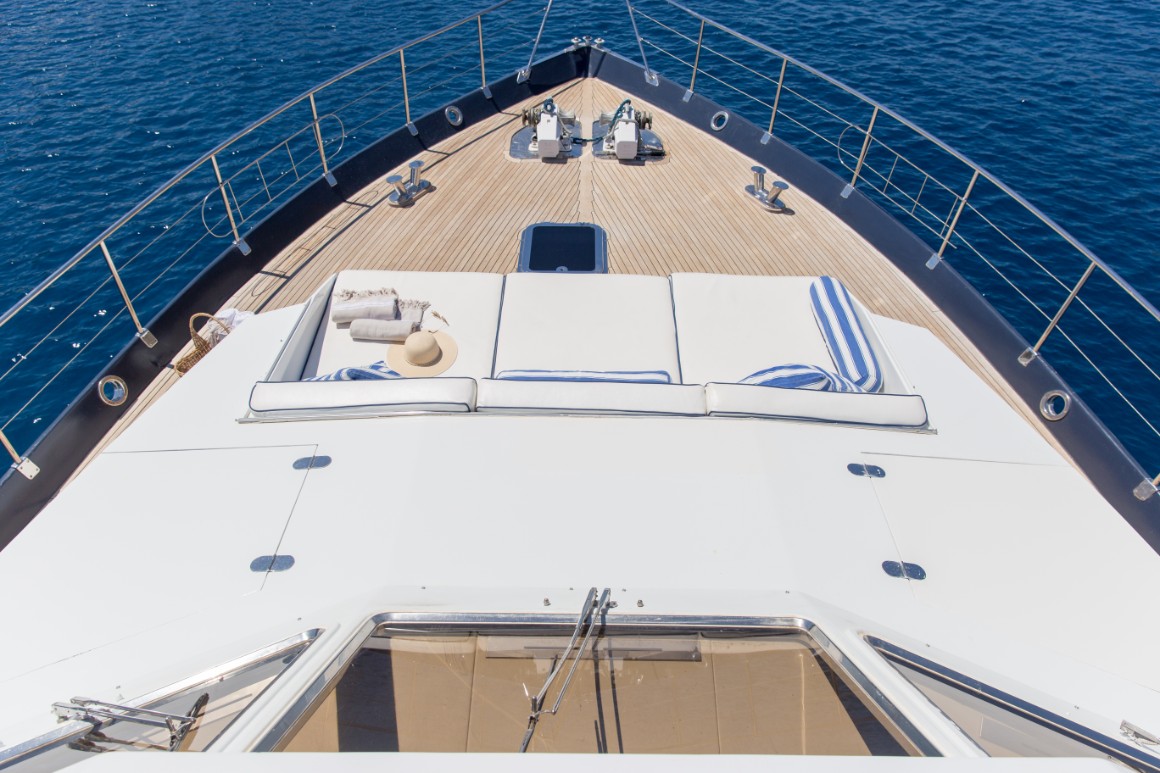 Enigma blue yacht for sale