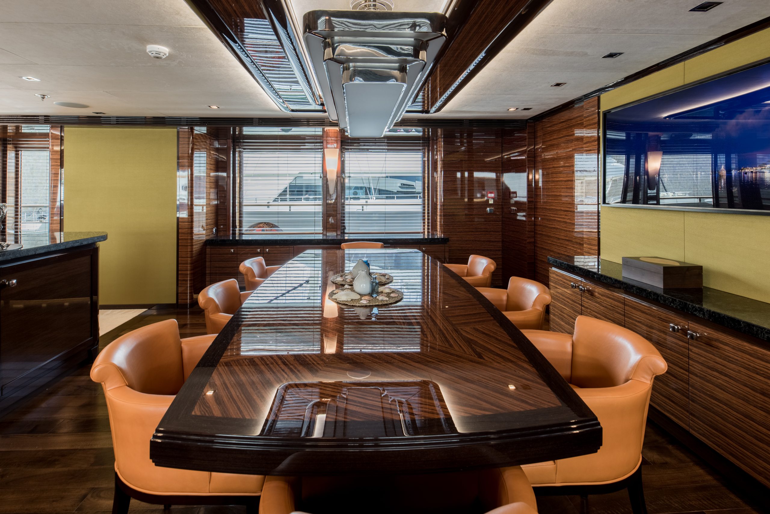 Motor Yacht AMADEUS 1 for Charter with SuperYachtsMonaco