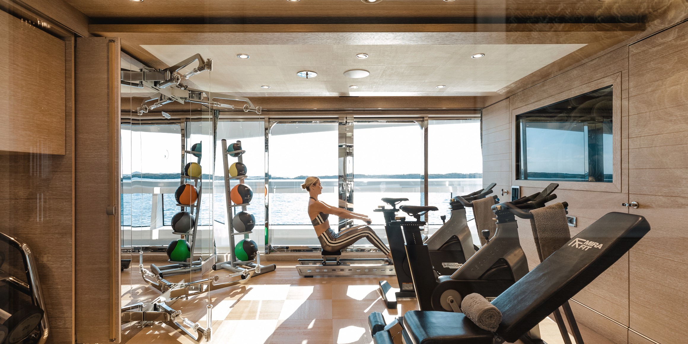 Motor Yacht LADY JORGIA for Charter with SuperYachtsMonaco