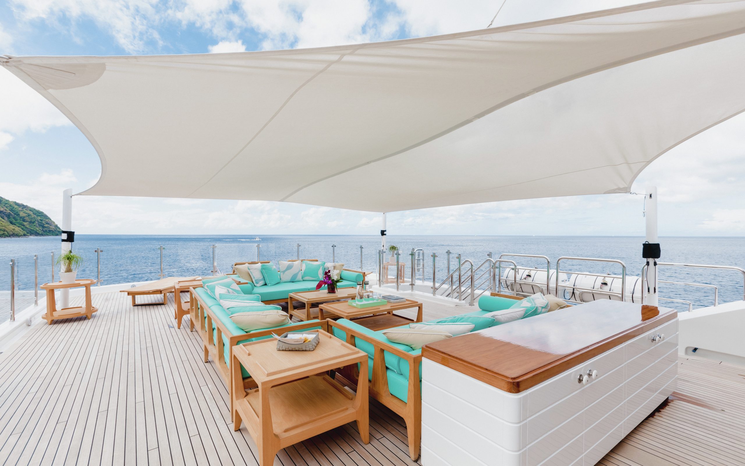 Motor Yacht CLELIA III for Charter with SuperYachtsMonaco