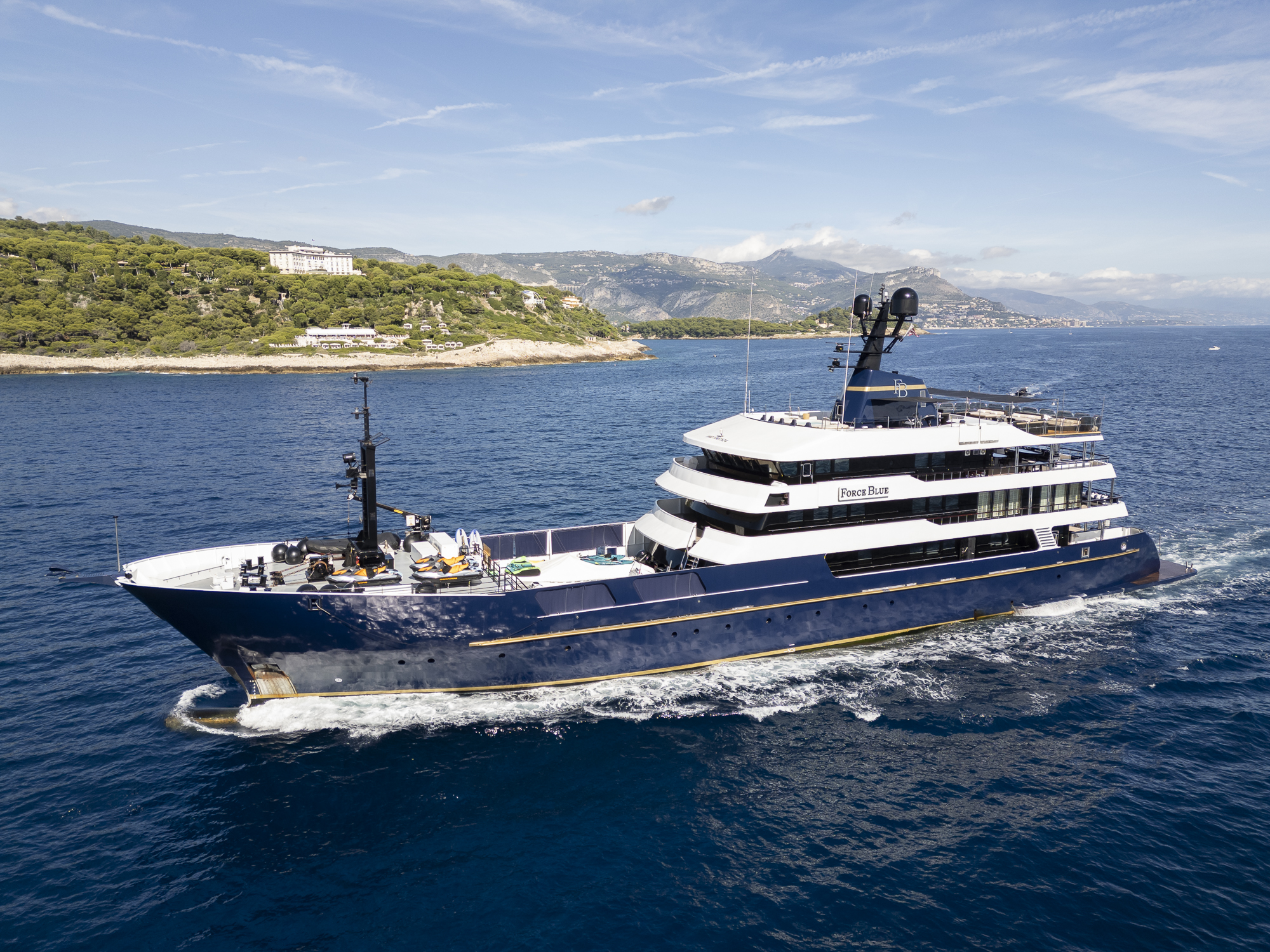 FORCE BLUE for charter with SuperYachtsMonaco