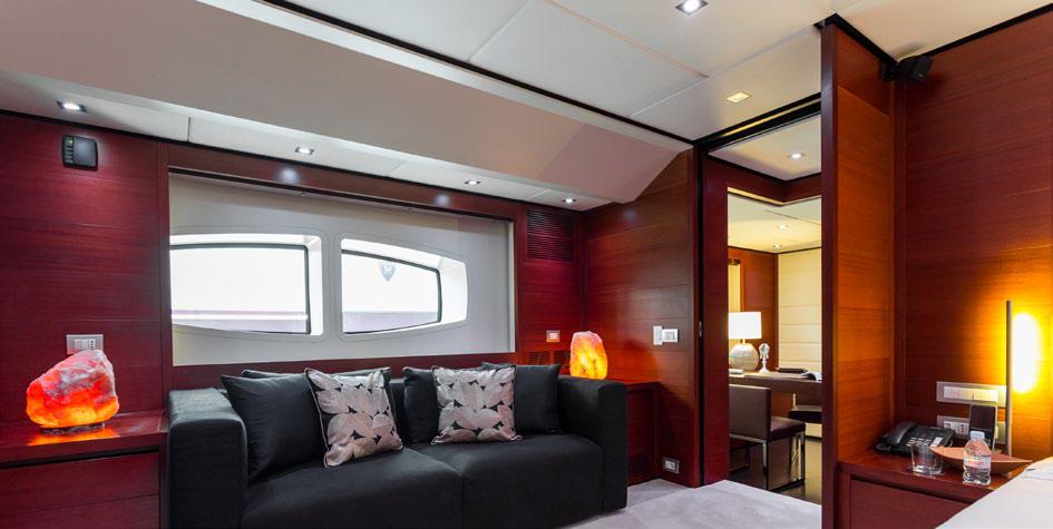 Motor Yacht ANNAMIA for Charter with SuperYachtsMonaco