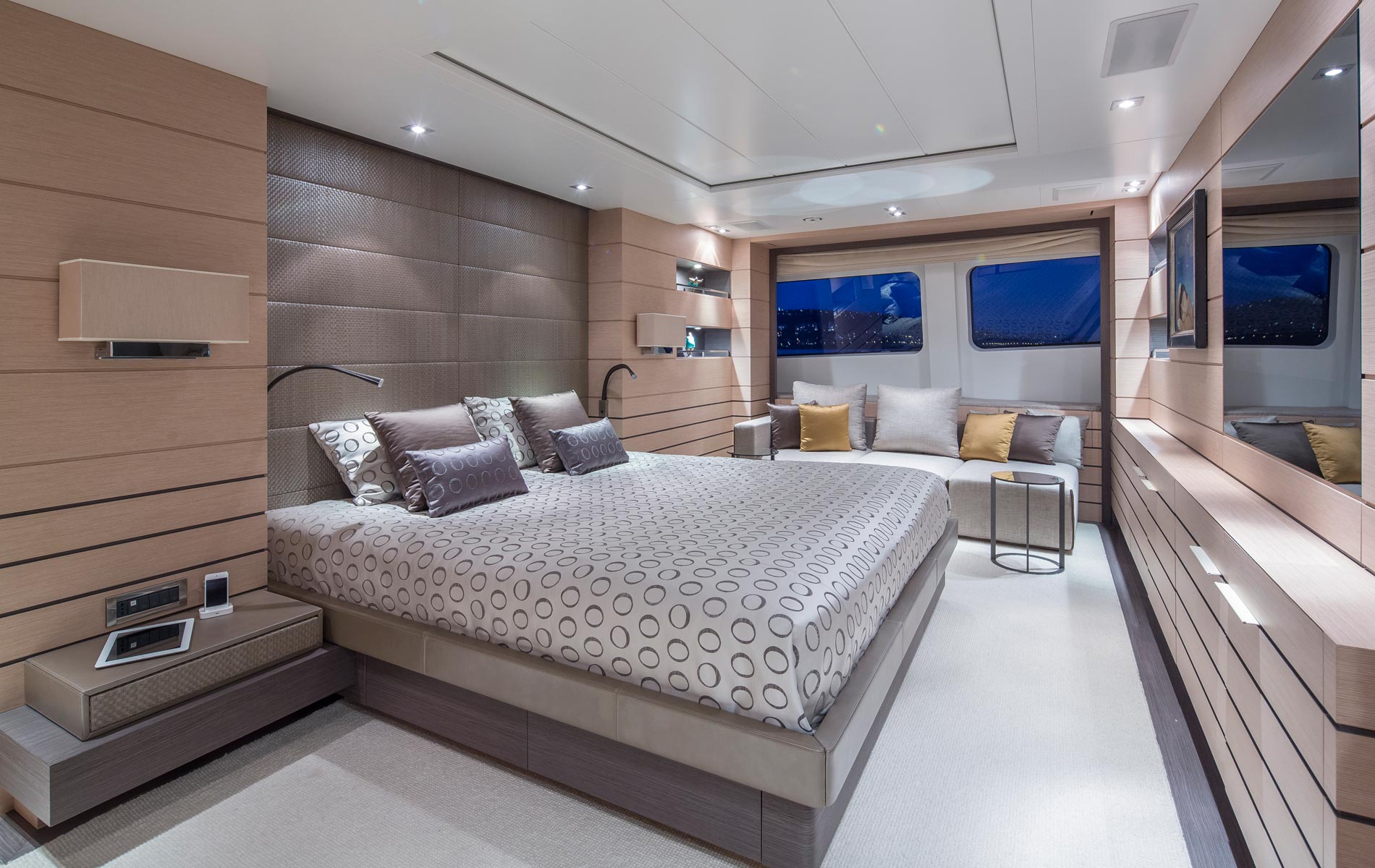 Motor Yacht Dynar for Charter with SuperYachtsMonaco