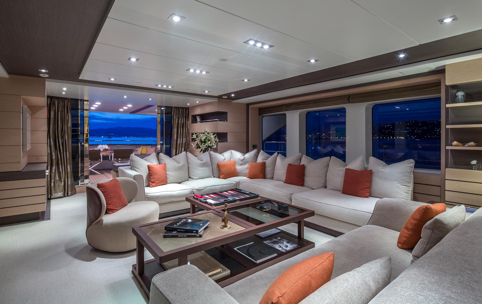 Motor Yacht Dynar for Charter with SuperYachtsMonaco