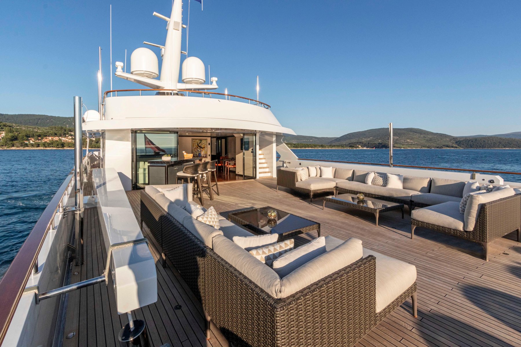 Motor Yacht MIRAGE for Charter with SuperYachtsMonaco