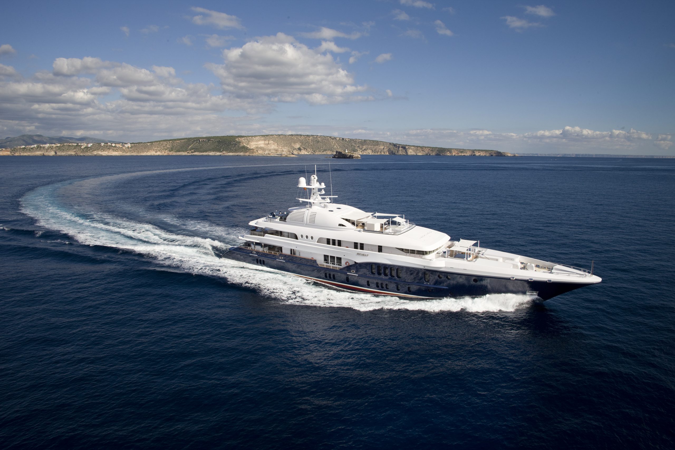 Motor Yacht SYCARA V for Charter with SuperYachtsMonaco