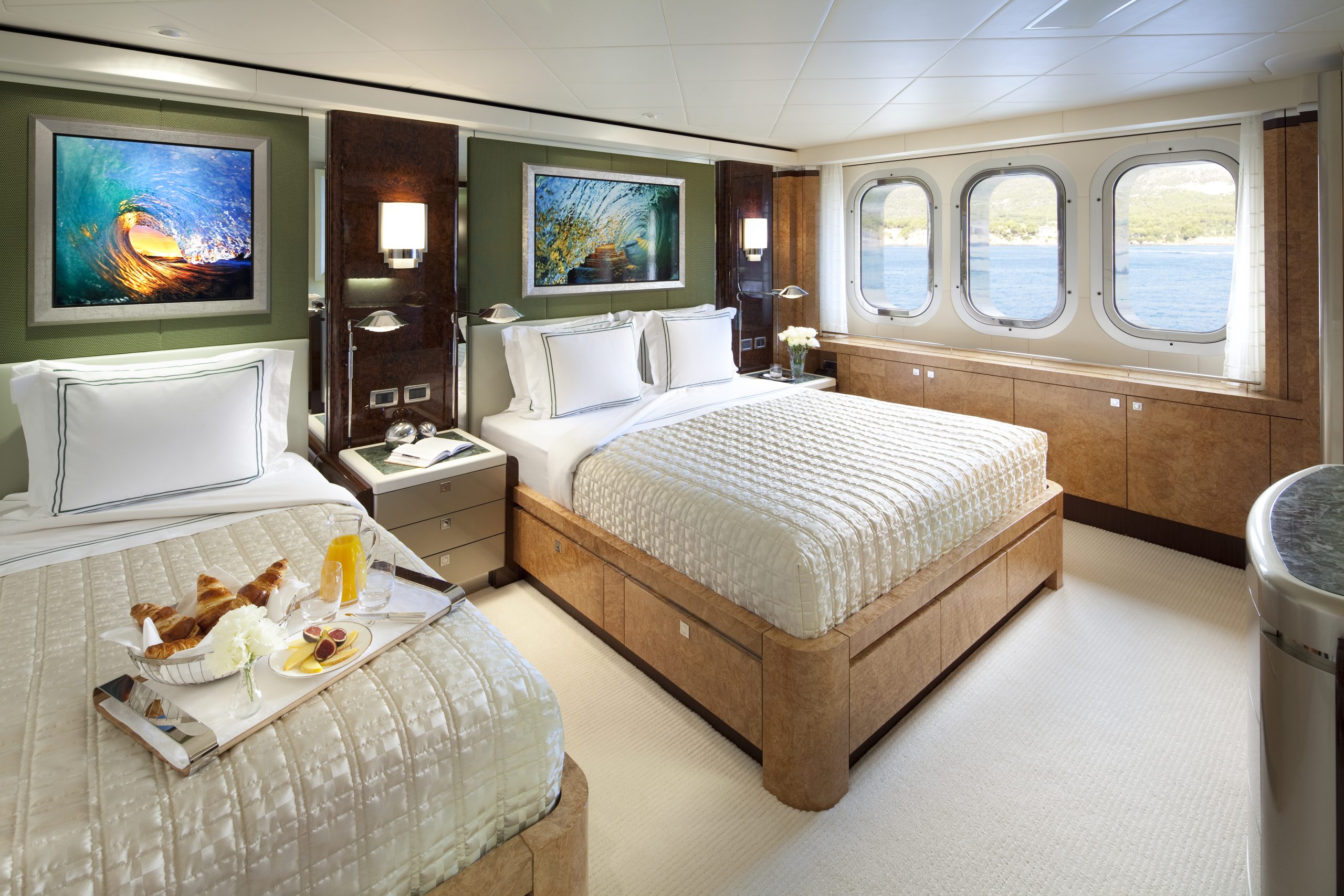 Motor Yacht SYCARA V for Charter with SuperYachtsMonaco