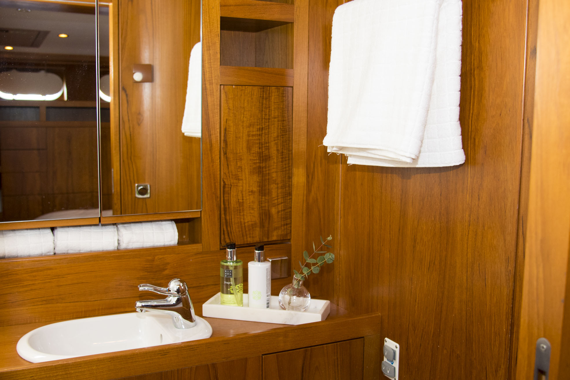 Yacht STELLA NOVA for Sale with SuperYachtsMonaco