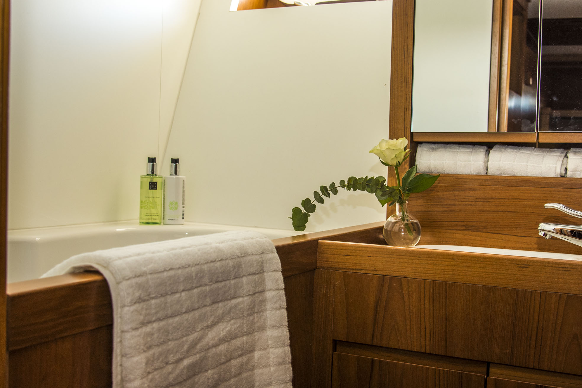 Yacht STELLA NOVA for Sale with SuperYachtsMonaco