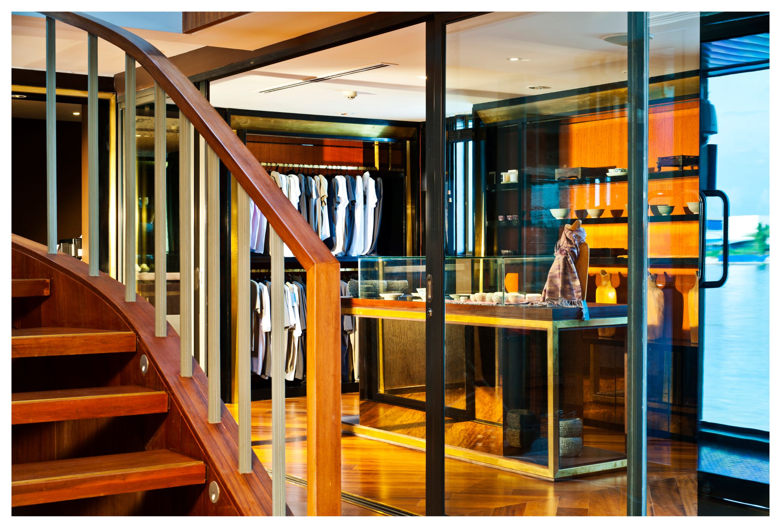 M/Y AQUA MEKONG for Charter with SuperYachtsMonaco