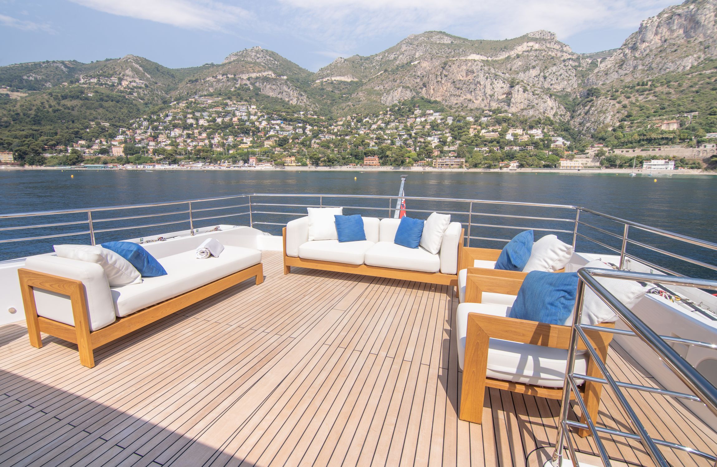 M/Y ISLA for Charter with SuperYachtsMonaco