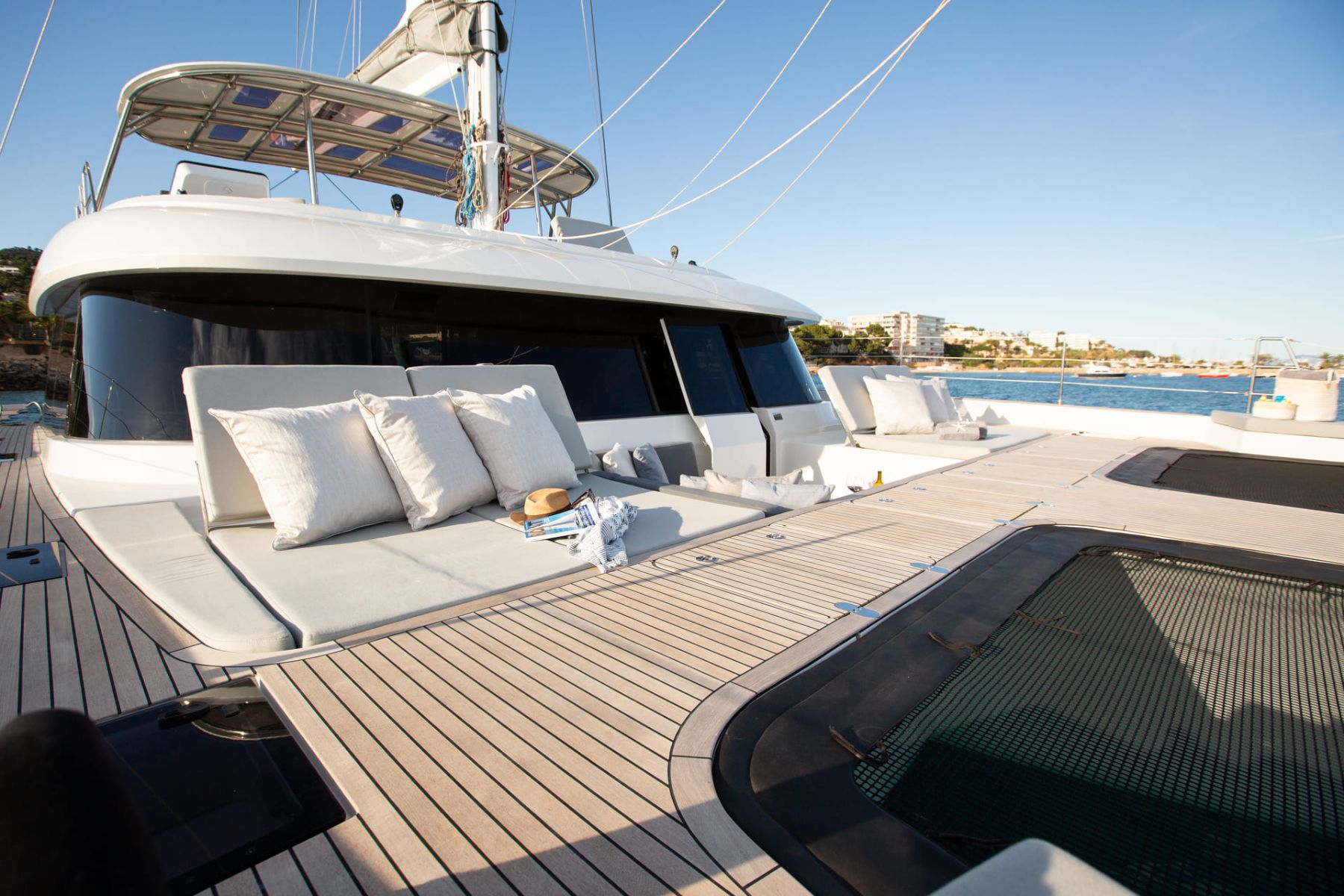 S/Y SUNBREEZE Available for Charter with SuperYachtsMonaco