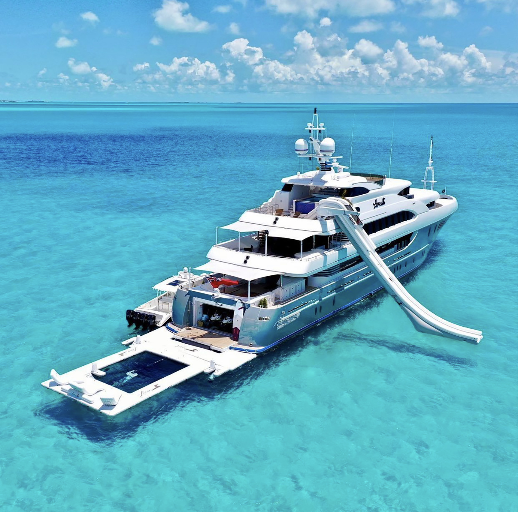 Motor Yacht LOON for Charter with SuperYachtsMonaco