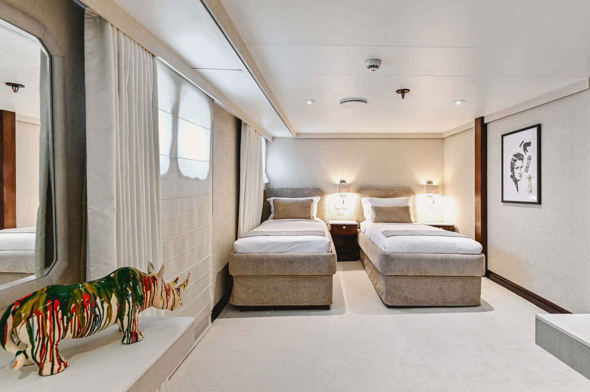 yacht for sale CHAKRA