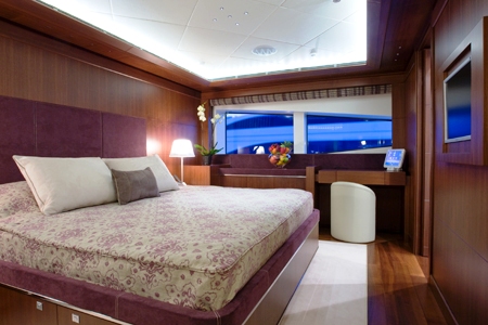 Motor Yacht for sale with SuperYachtsMonaco: MARAYA