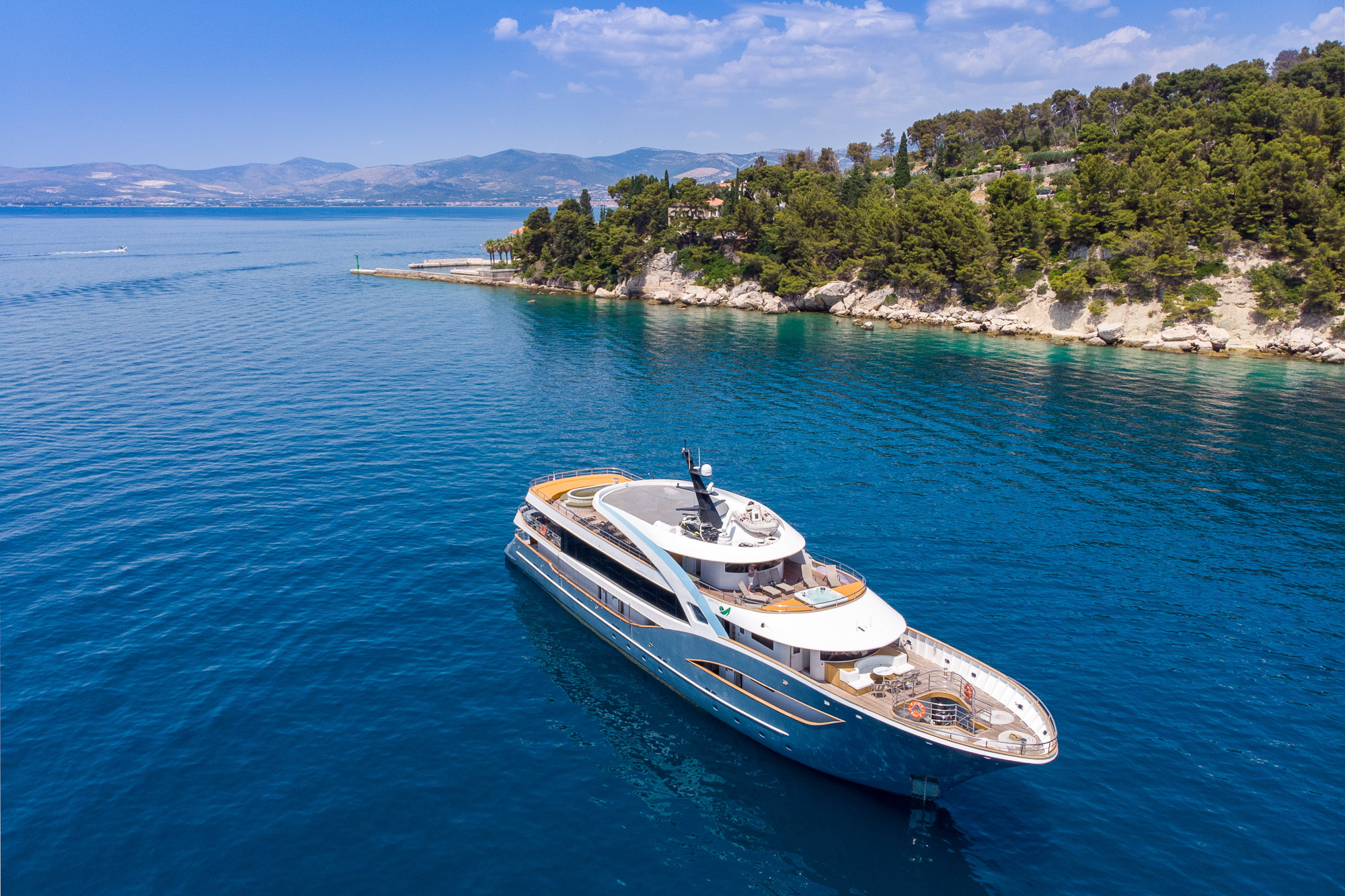 M/Y BELLLA for charter with SuperYachtsMonaco