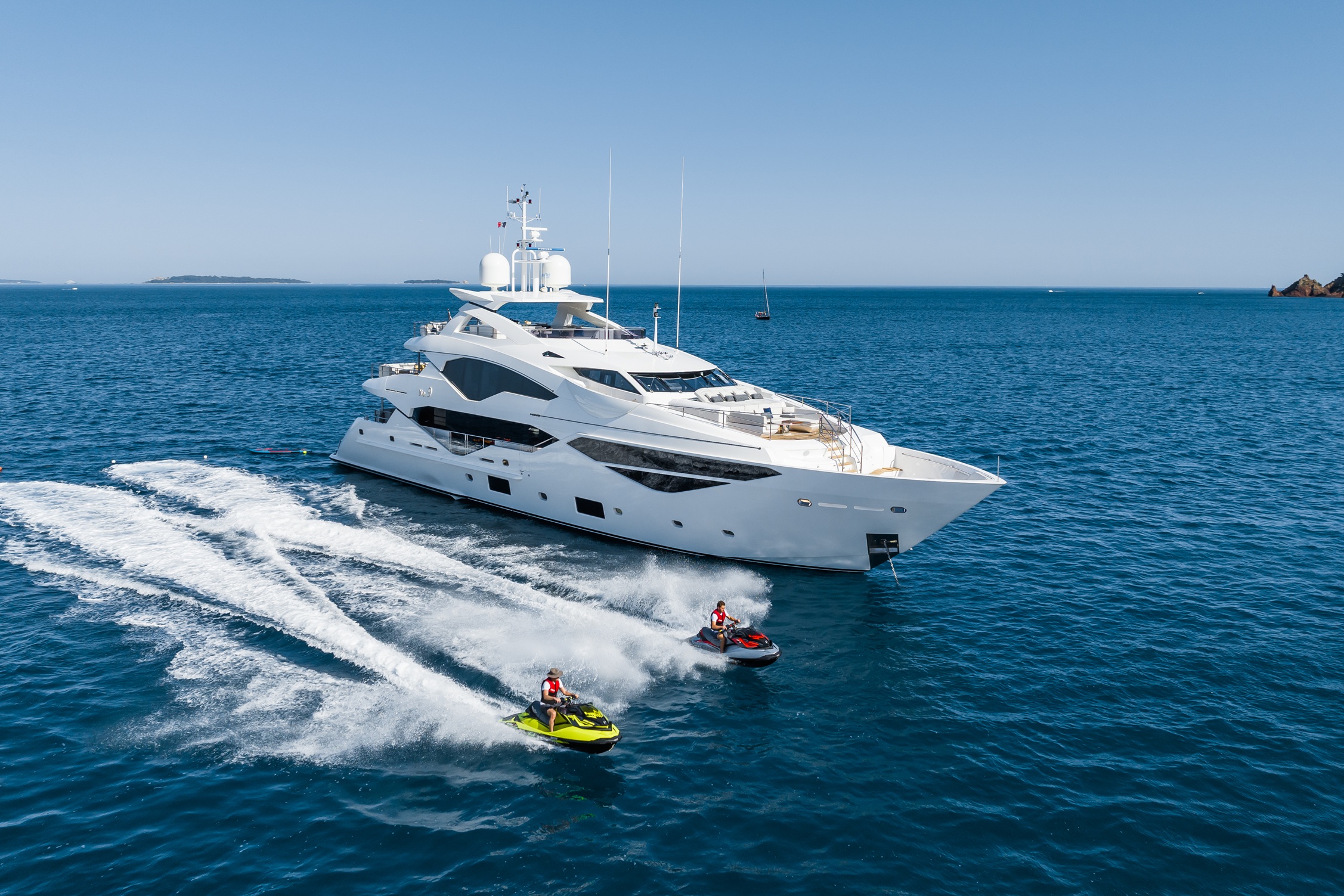 No.9 Yacht for Charter with SuperYachtsMonaco