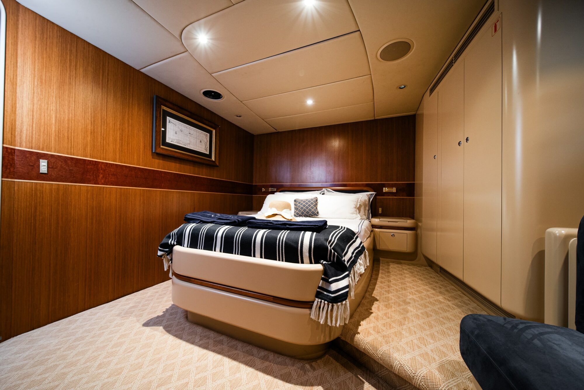 Yacht Feature