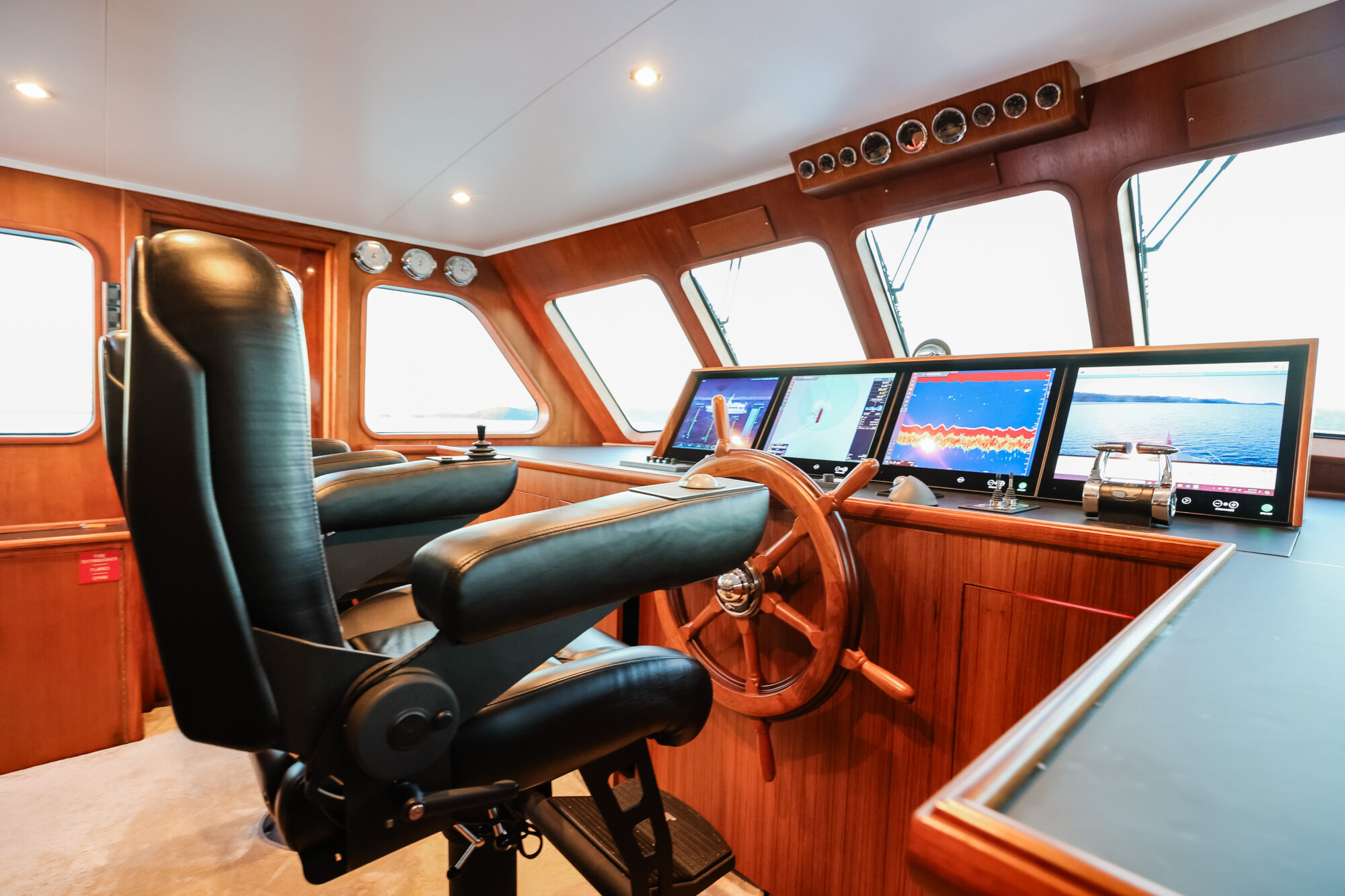 Yacht Feature