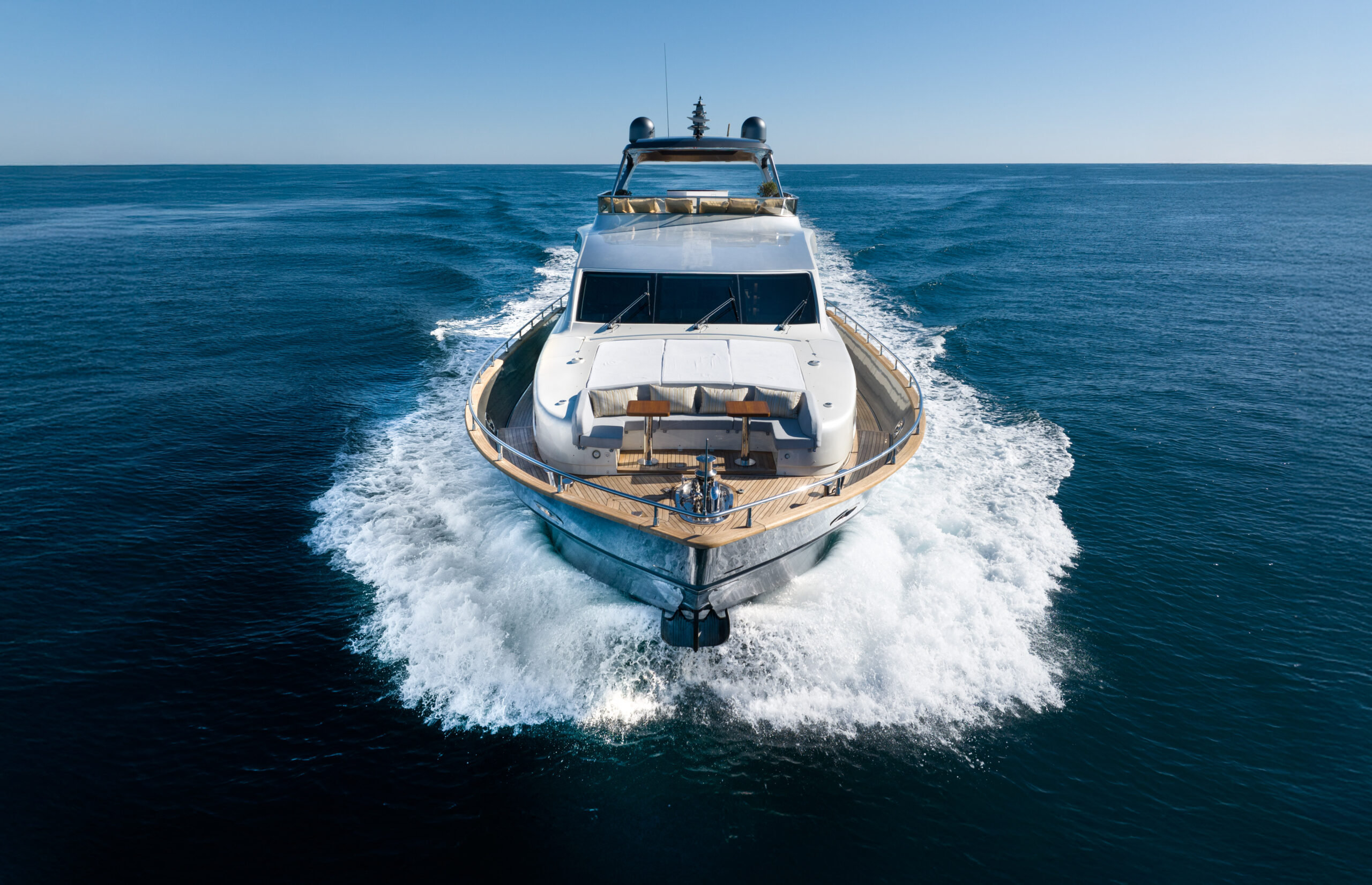 Canados 888 Evolution yacht for sale