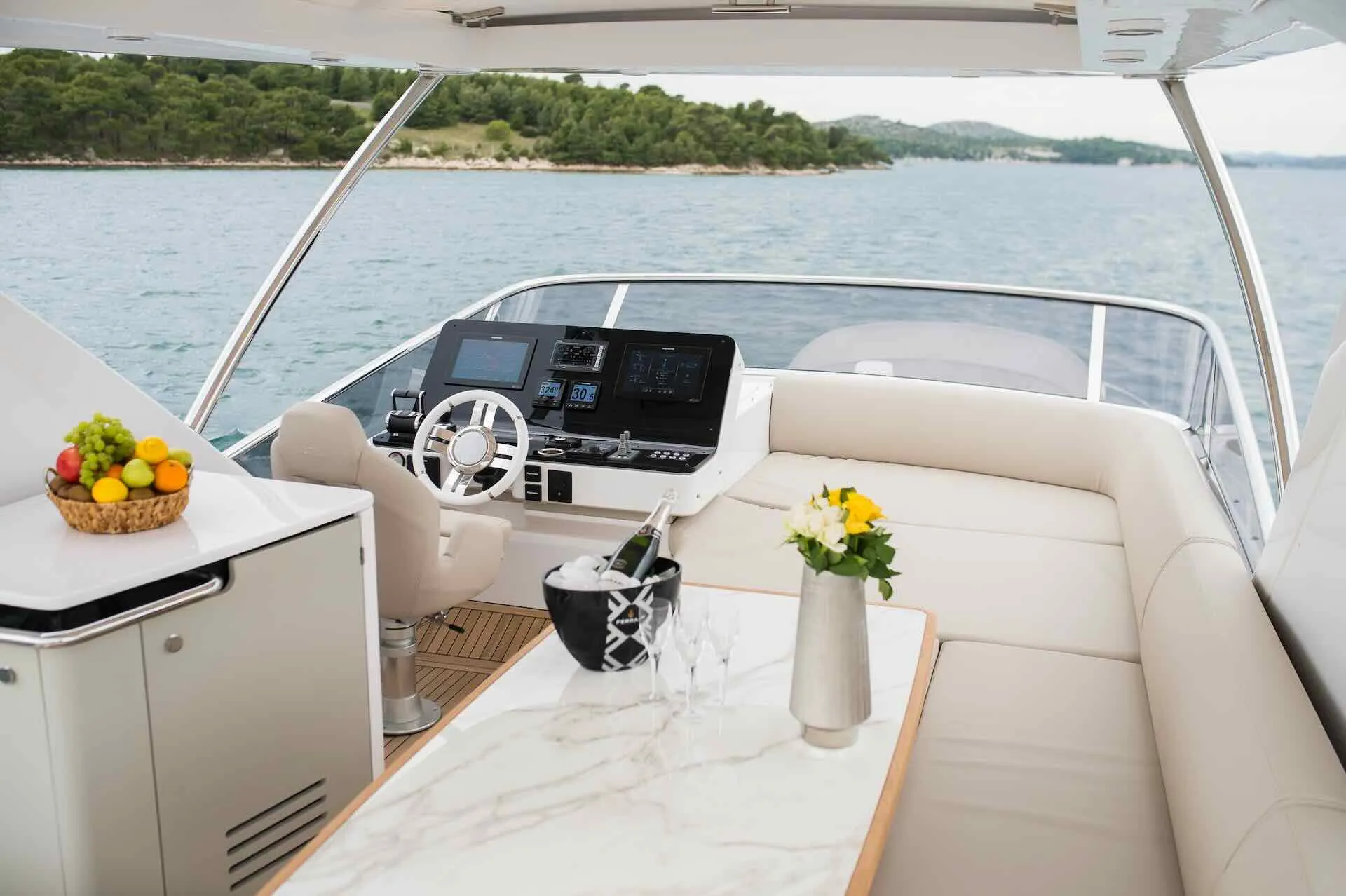 Motor Yacht MAWI for Charter with SuperYachtsMonaco