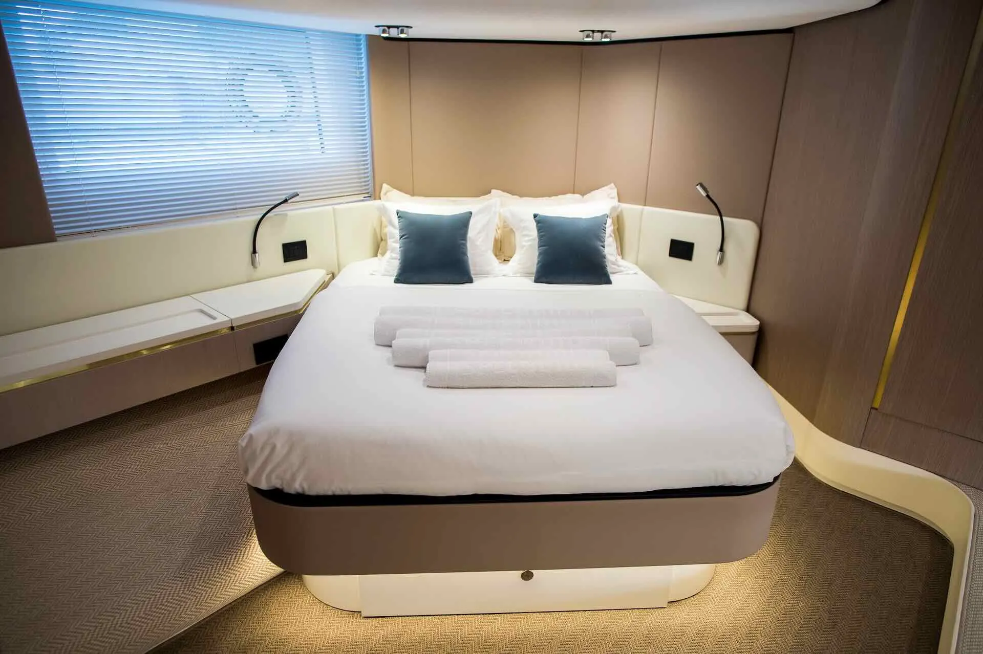 Motor Yacht MAWI for Charter with SuperYachtsMonaco