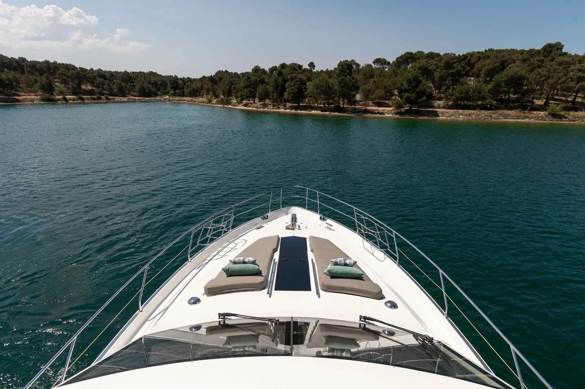 Motor Yacht LE CHIFFRE for Charter with SuperYachtsMonaco