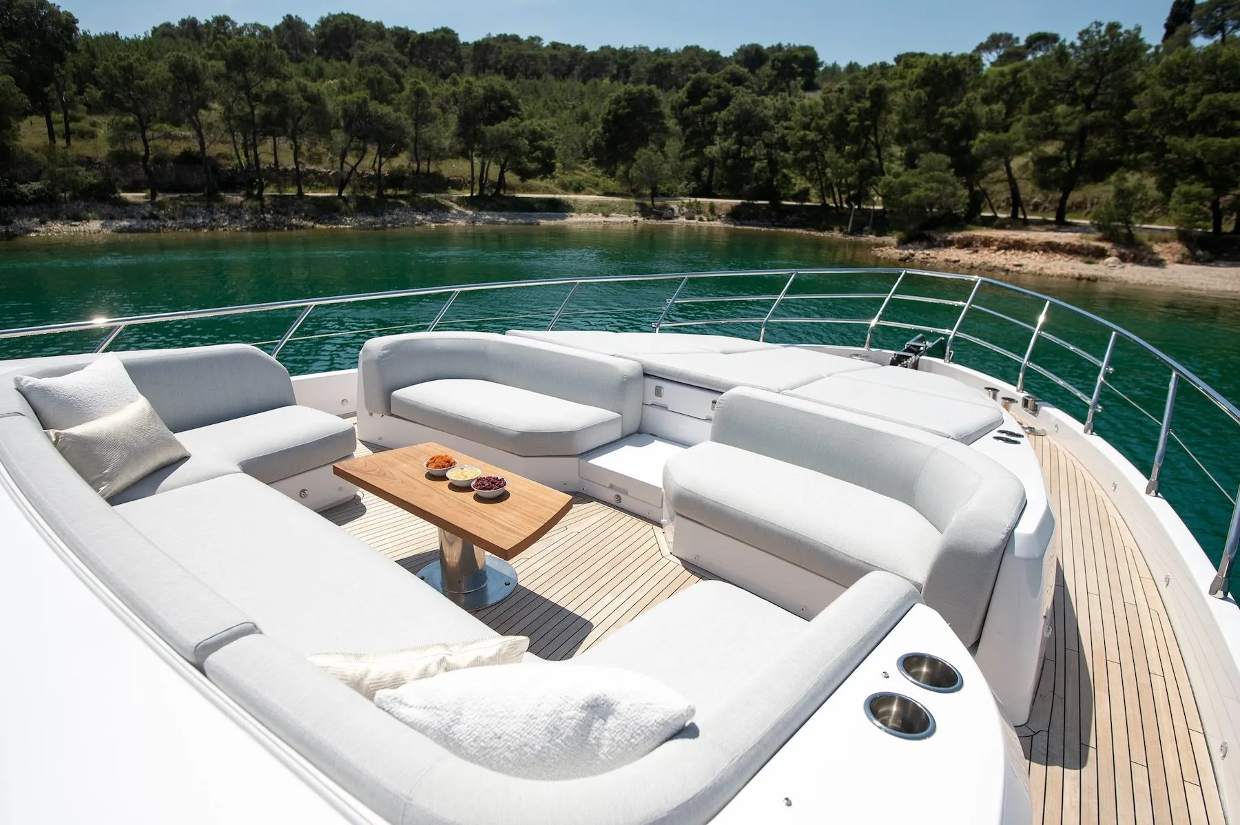 Motor Yacht PREWI for Charter with SuperYachtsMonaco