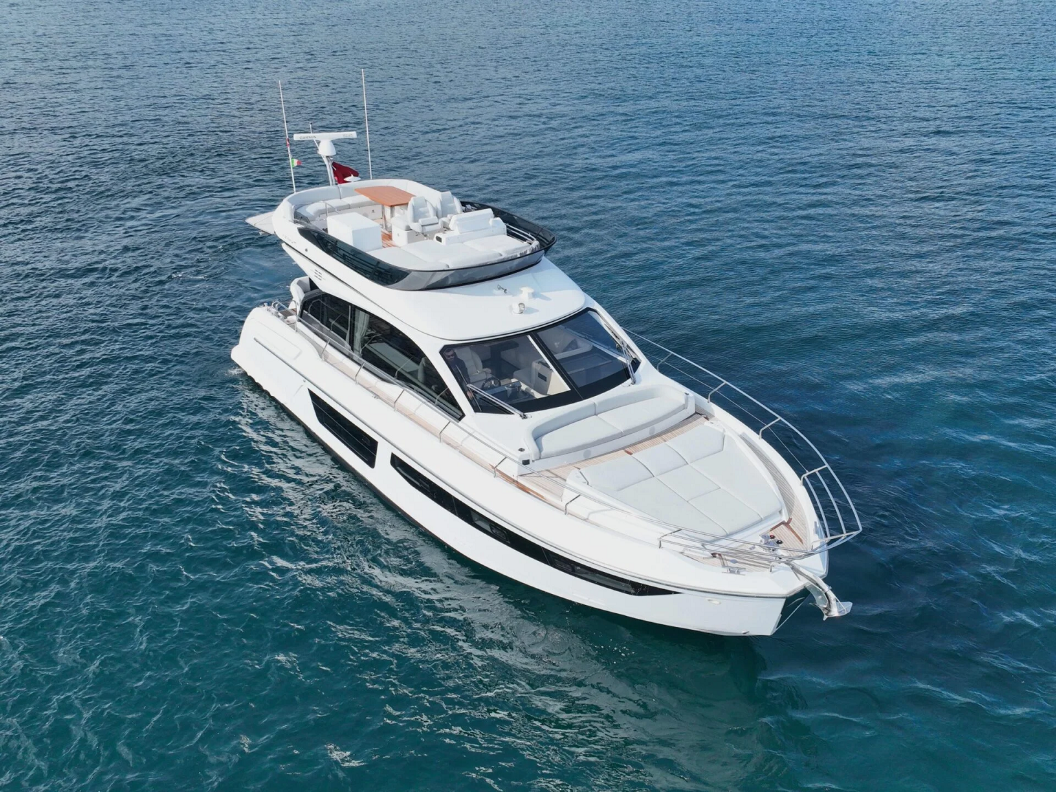 Motor Yacht LEELOO for Charter wirth SuperYachtsMonaco