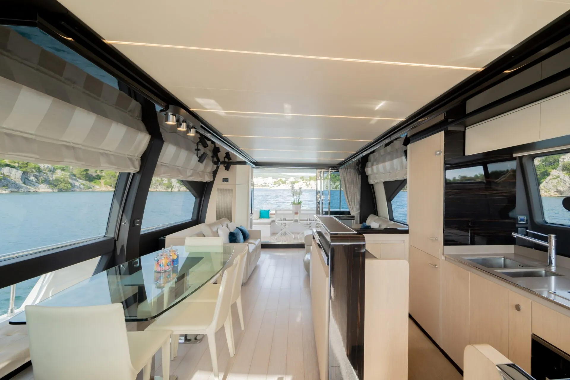 Motor Yacht MINEIRA for Charter with SuperYachtsMonaco