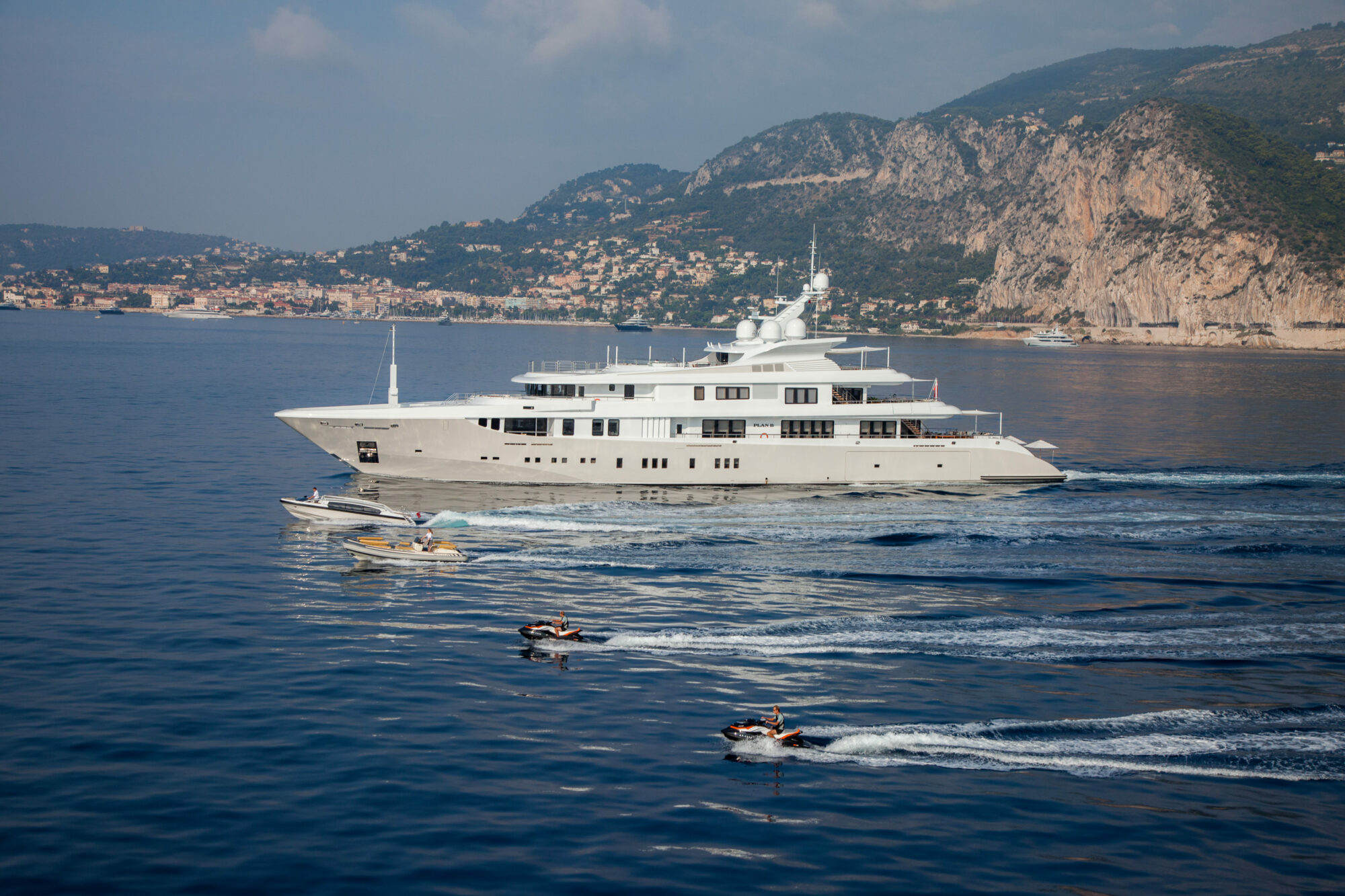 Yacht Feature