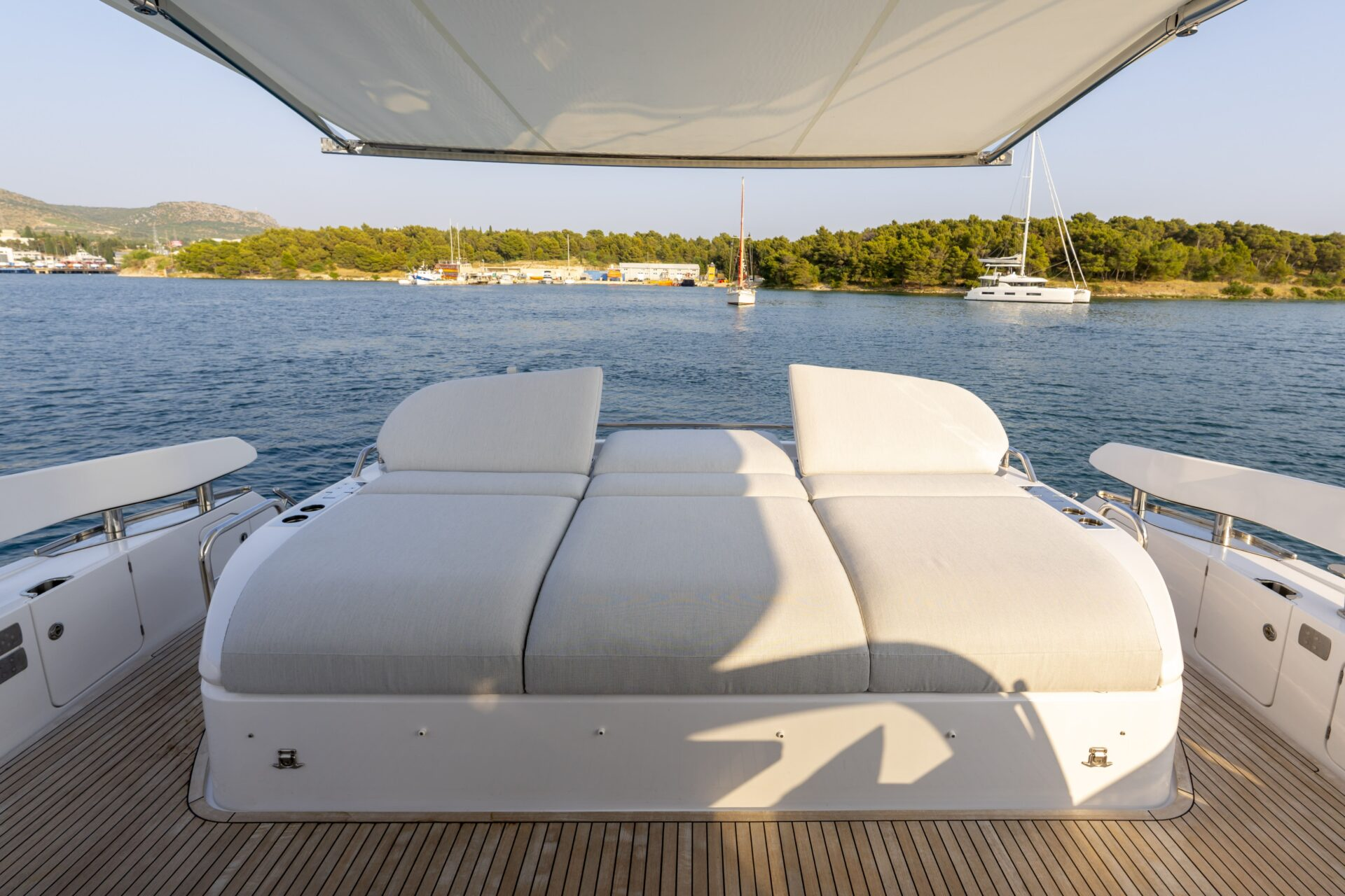 Motor Yacht FELICITA for Charter with SuperYachtsMonaco