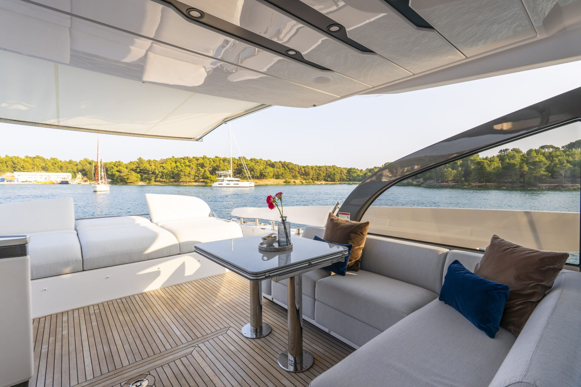 Motor Yacht FELICITA for Charter with SuperYachtsMonaco