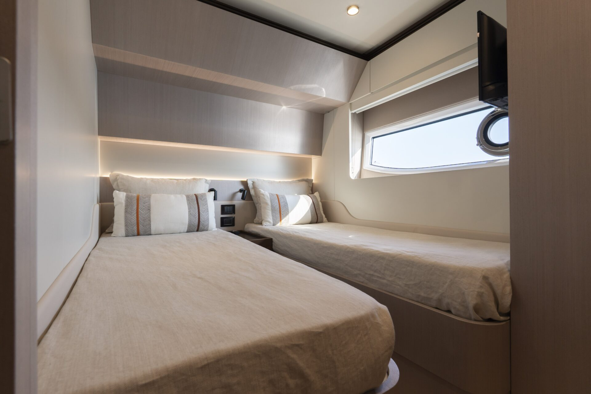 Motor Yacht FELICITA for Charter with SuperYachtsMonaco