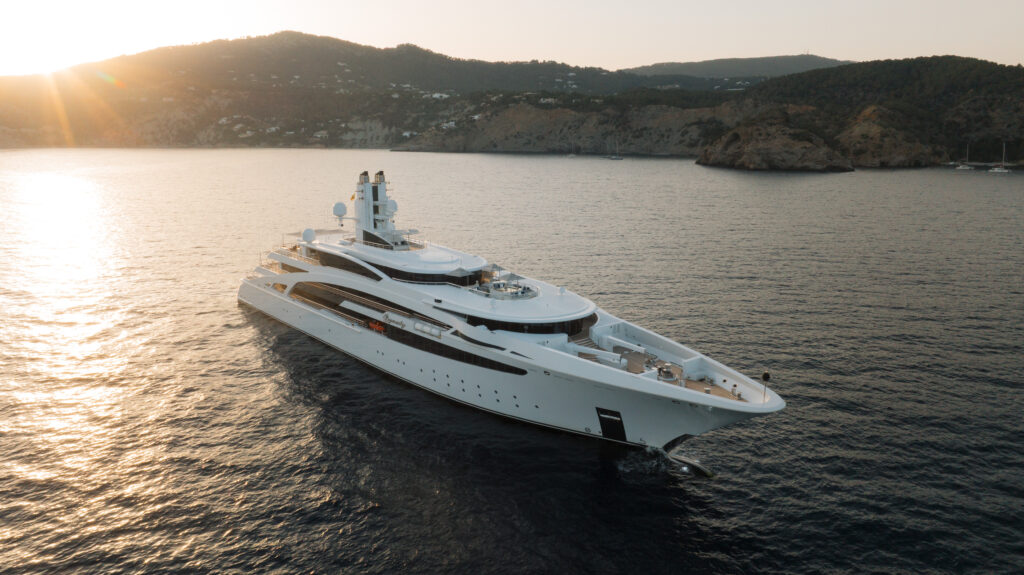 I Dynasty megayacht for sale