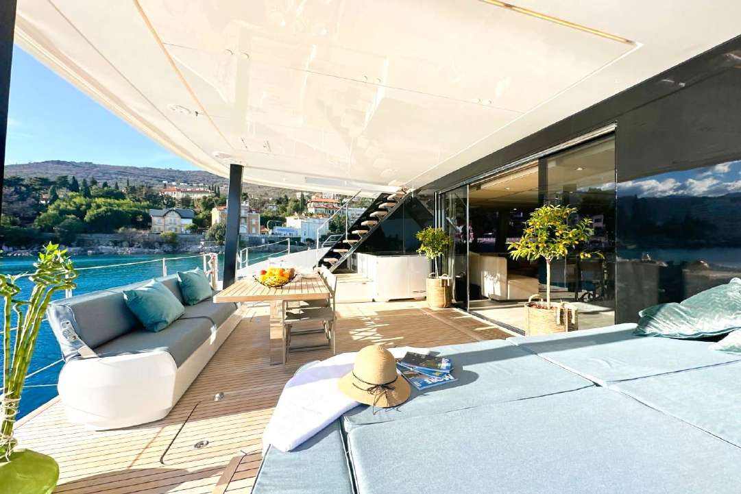 39m Jongert motor yacht for sale