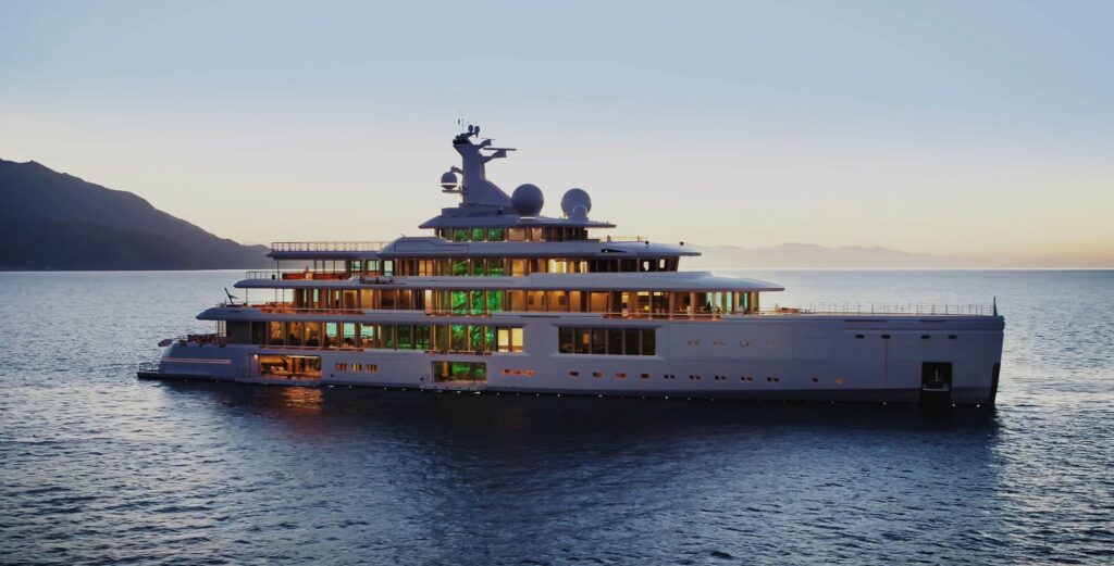 LUMINOSITY, 107.6m megayacht, Benetti