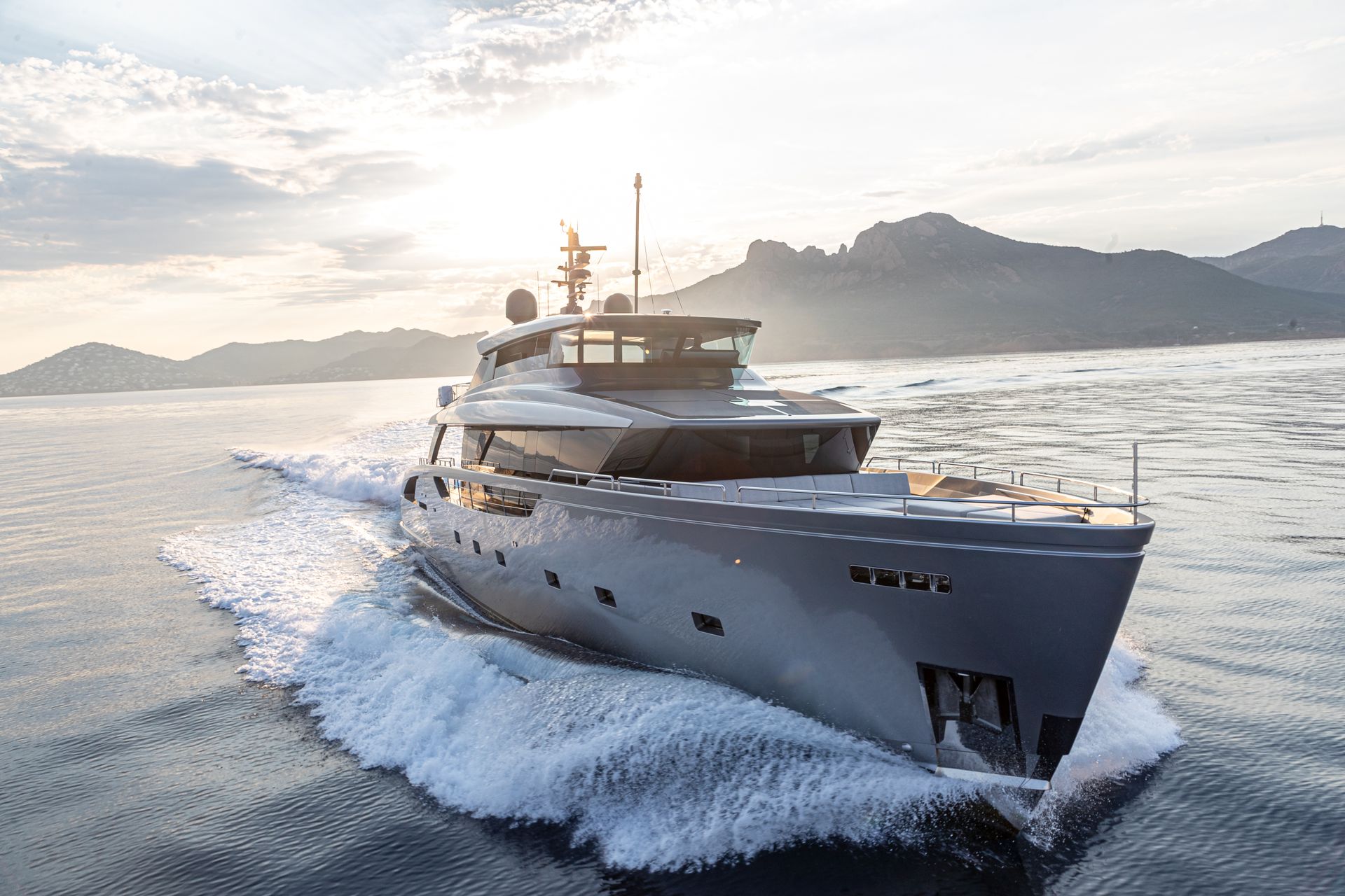 NEW YORK superyacht for charter