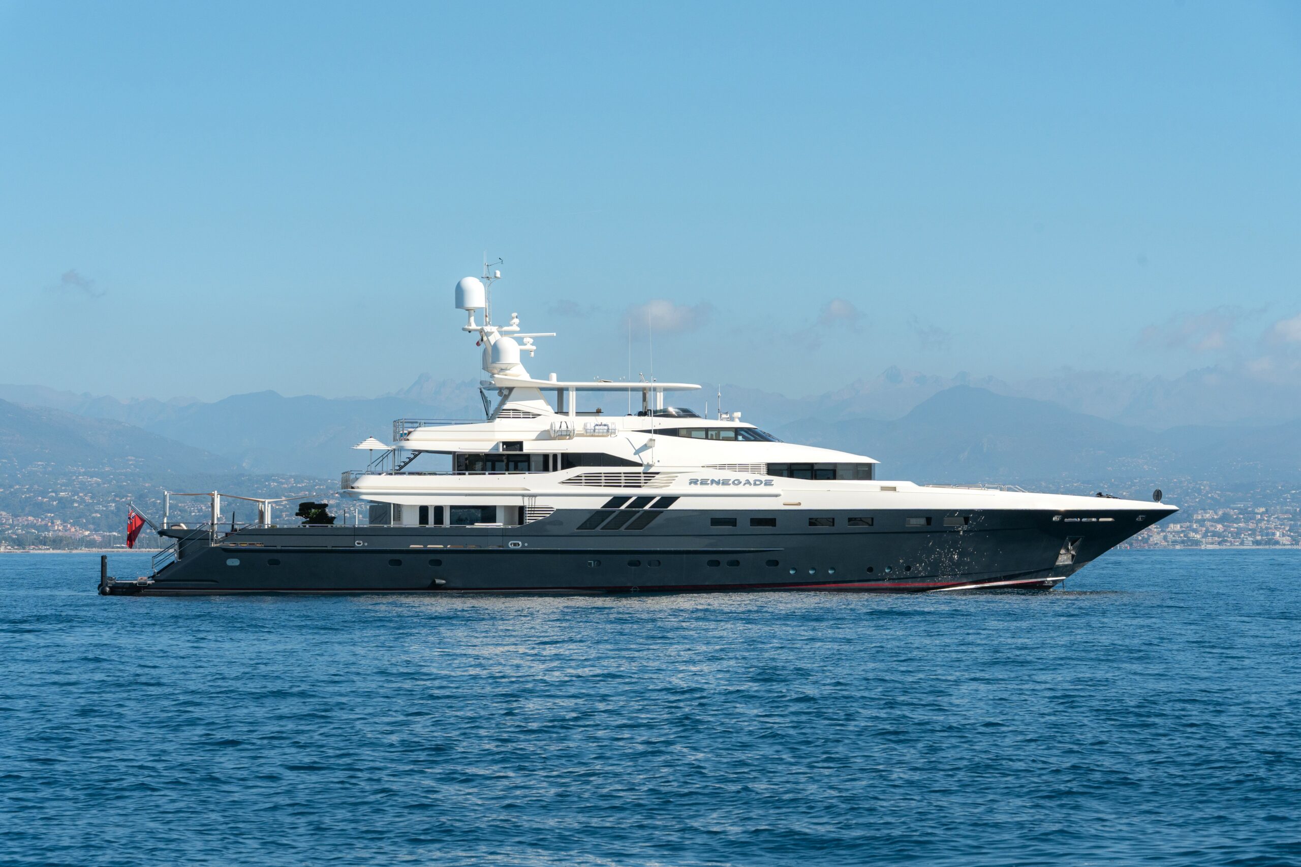RENEGADE yacht for charter