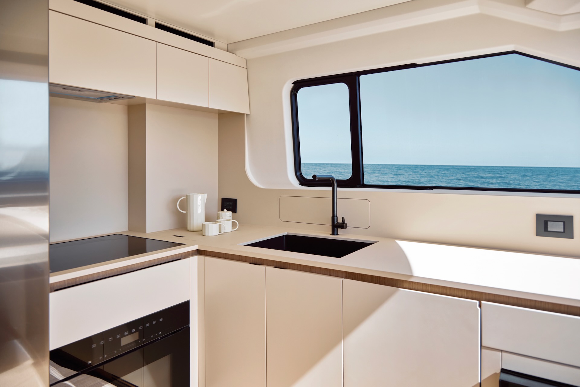 Motor Yacht BALANCE for Charter with SuperYachtsMonaco