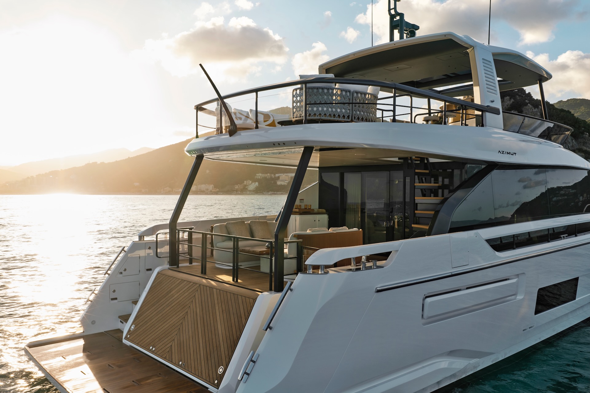Motor Yacht BALANCE for Charter with SuperYachtsMonaco