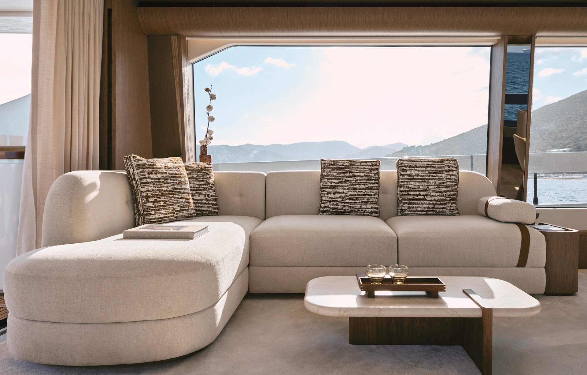 Motor Yacht BALANCE for Charter with SuperYachtsMonaco