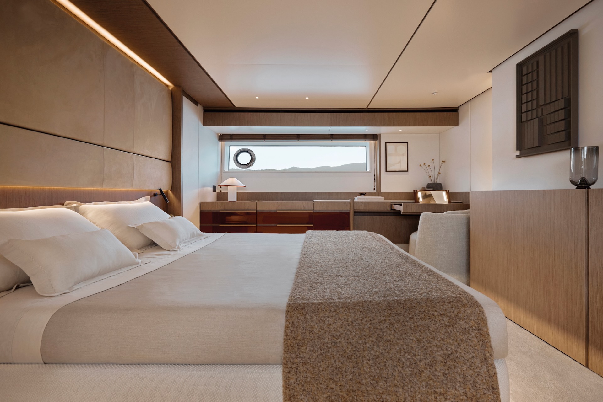 Motor Yacht BALANCE for Charter with SuperYachtsMonaco