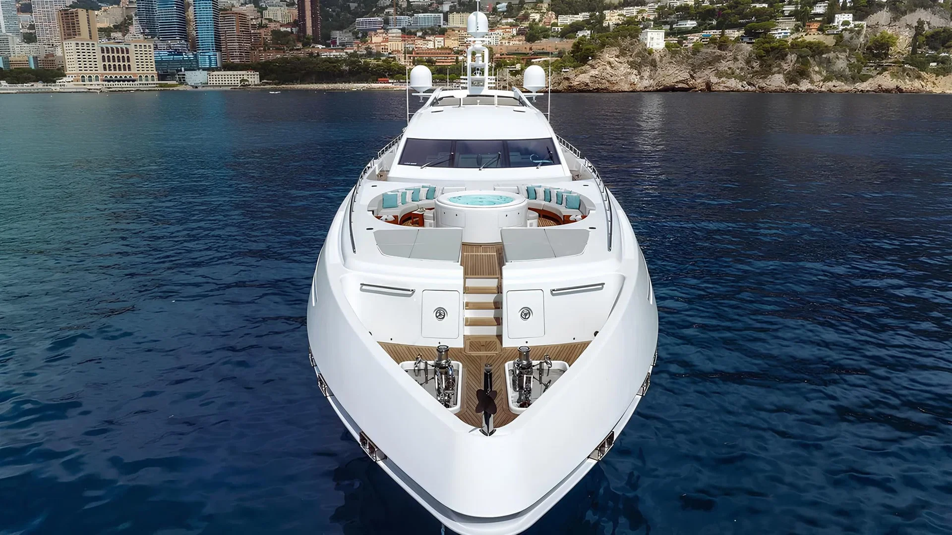 charter yacht bon vivant